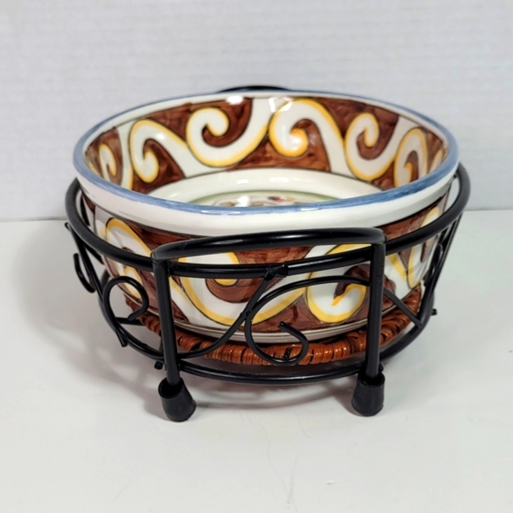 Temptations Oven to Table Beautiful Oval Dish w Metal Stand & Wicker Pad - Picture 5 of 16